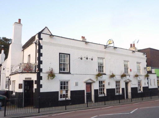 Crown & Anchor, High Street, Aveley - in April 2010