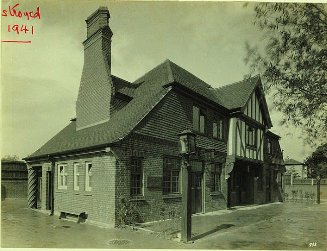Prince of Wales, Manor Road, Chigwell 