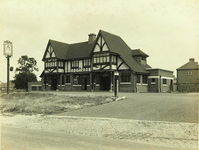 Compasses, Abbs Cross Lane, Hornchurch - new house opened in 1935