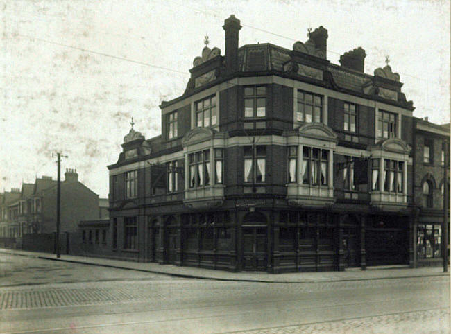King Harold, 116 High Road, Leyton E15 - in 1926