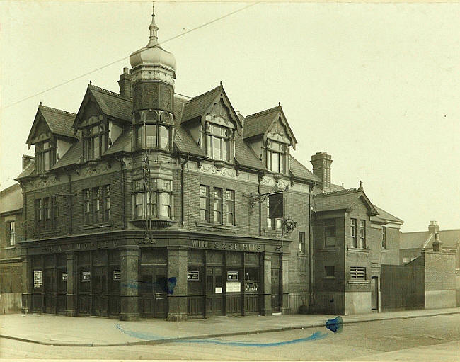 Colgrave Arms, 145 Cannhall Road, Leytonstone - in 1926