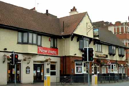 Plough, 162 Plough Road, Prittlewell - in July 2002
