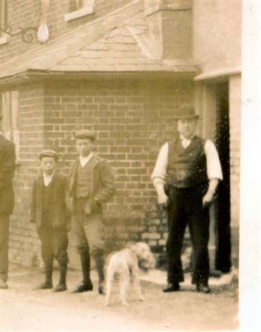 Red Lion, The Street, Tolleshunt D'Arcy - This shows Ernest Blaxall on the right, in the bowler sometime between 1894 and 1920