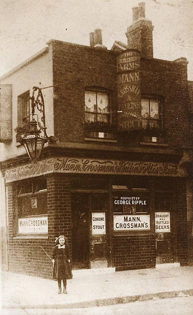 Butchers Arms, 149 New Road, Lambeth SW8 - circa 1912 with licensee George Dipple