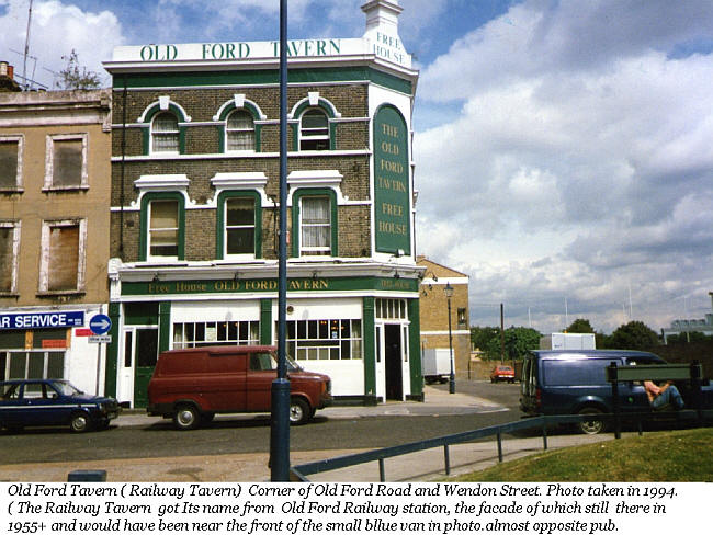 Old Ford Tavern (Railway tavern). Corner of Old Ford Road and  Wendon Street, in 1994
