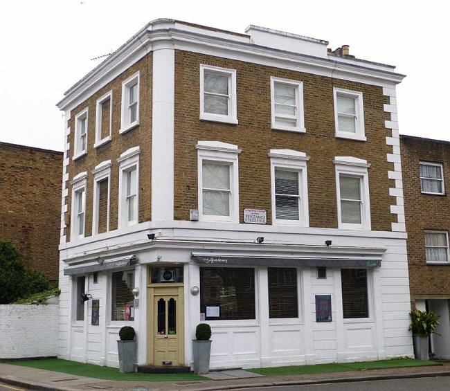 Crown, 57 Princes Road, W11 - In March 2013