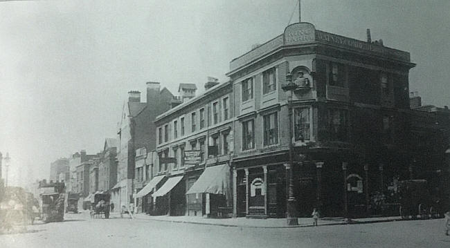 King Harry, Mile End Road - in 1906