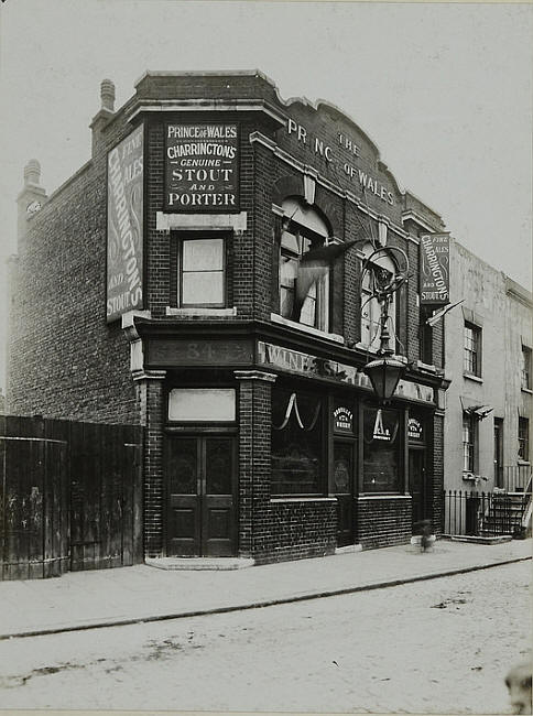 Prince Of Wales, 84 Phillip Street, Kingsland Road, Shoreditch - in 1919