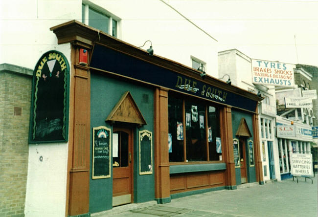 Due South (Victoria), 35 High Street, Stoke Newington N16 - in 1996