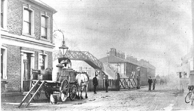 Railway Tavern, Bedfont Lane, Feltham - in 1910 (Opened in 1870)