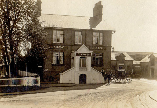 Railway Hotel, Darkes Lane, Potters Bar - circa 1922 with licensee E Mayger