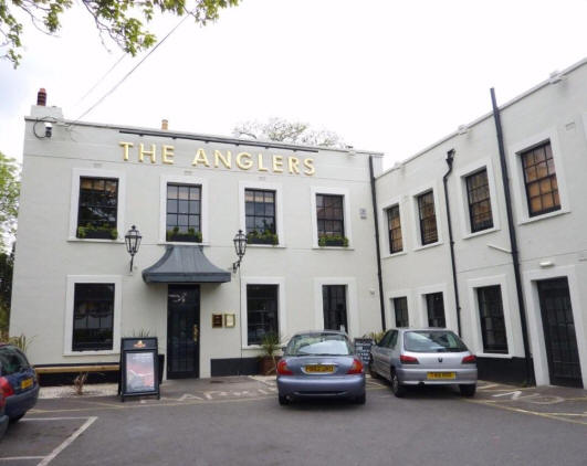 Anglers Tavern, 3 Broom Road, Teddington, Middlesex - in May 2010