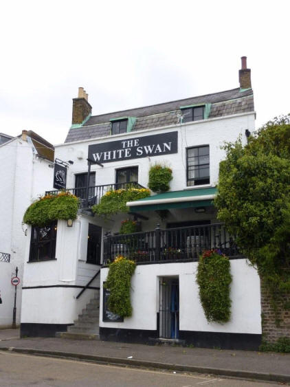 White Swan, Riverside, Twickenham - in May 2010