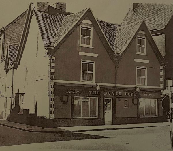 Punch Bowl, 6 Market Place, Abingdon