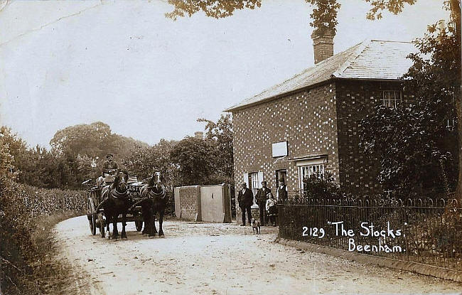 The Stocks, Webbs lane, Beenham, Newbury, Berkshire