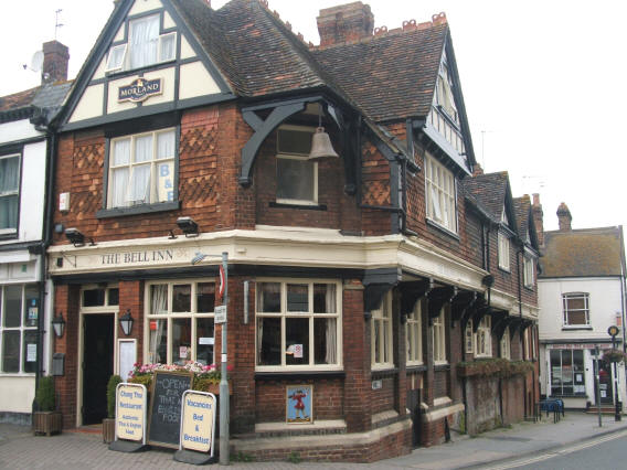 Bell Inn, 38 Market Place, Wantage - in 2008