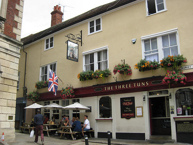 Three Tuns, 8 Market Street, Windsor, Berkshire - in July 2016