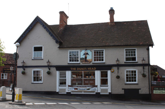 Dukes Head, 1 Langborough Road, Wokingham - in May 2009