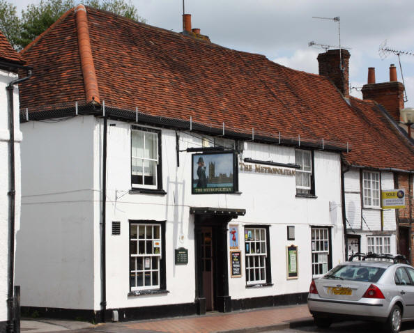 Metropolitan, Rose Street, Wokingham - in May 2009