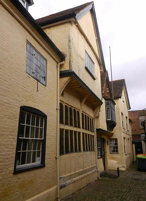 Kings Head, Market Square, Aylesbury - in January 2012