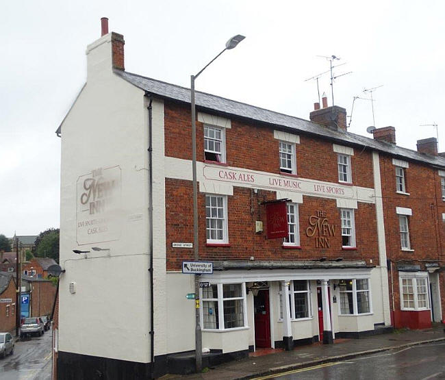 New Inn, Bridge Street, Buckingham - in September 2016