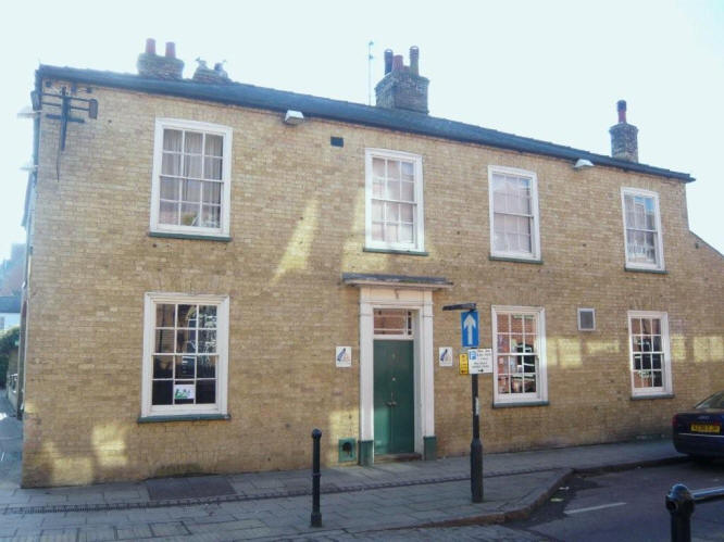 Fountain, 1 Silver Street, Ely - in February 2009