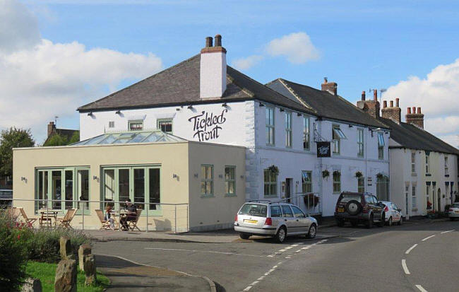 New Inn, Valley Road, Commonside, Barlow - in October 2014