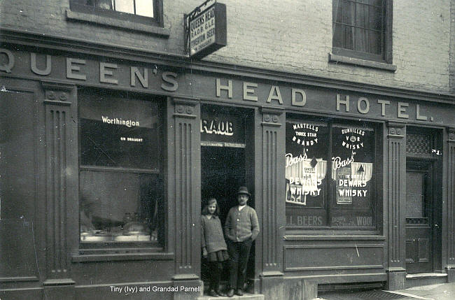 Queens Head Hotel, 13 Duke Street, Devonport