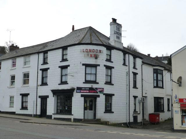 London Hotel, 22 West Street, Okehampton - in March 2014