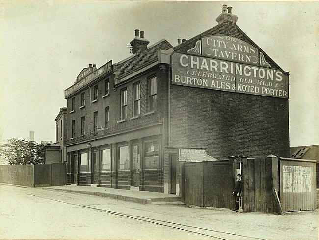 City Arms, 2 Dock Road, Canning Town E16 - in 1919