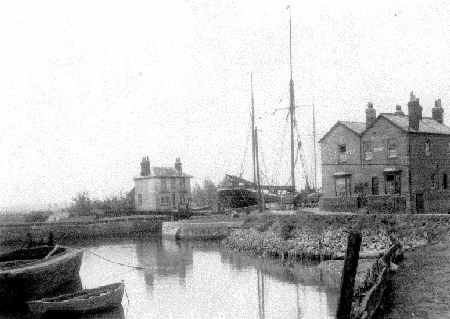 Old Ship, Heybridge Basin circa 1925