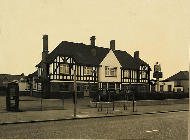 Plough, Ilford Lane, Ilford - in 1964