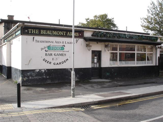 Beaumont Arms, 31 Beaumont Road, Leyton, E10 - in November 2006