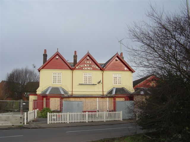 Blacksmiths Arms, Thornwood Common about to be demolished for another housing estate in January, 2005