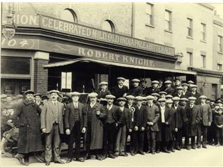 Albion, 102 & 104 Albion Road, North Woolwich - in 1920