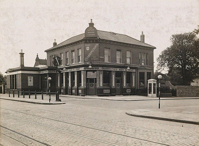 Upton Manor Tavern, 48 Plashet Road, Upton Park E13 - in 1936