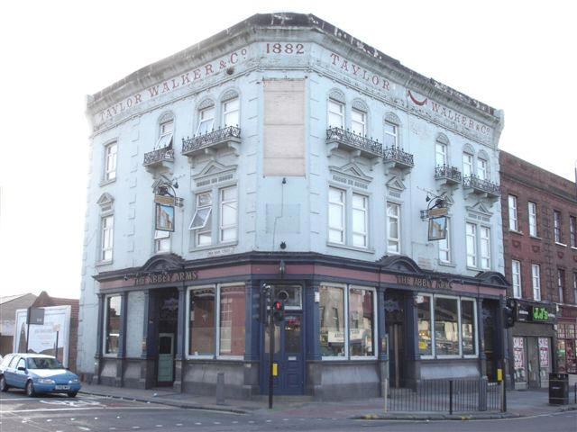 Abbey Arms, 484 Barking Road, Plaistow - in January 2007