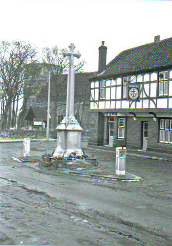 Anchor, South Benfleet in March 1963 during the thaw