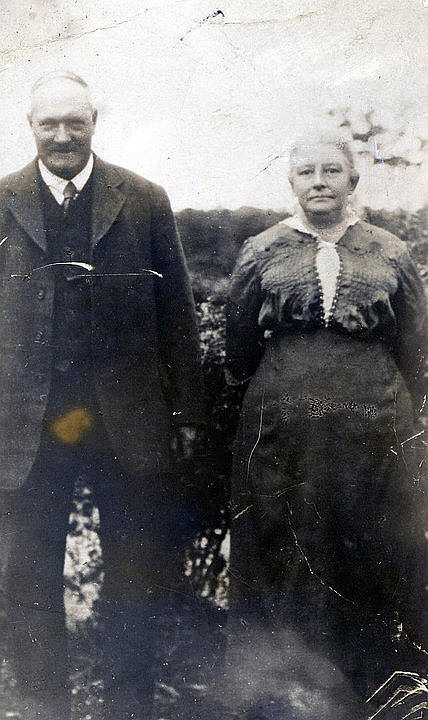 John & Mary Brace - circa 1915
