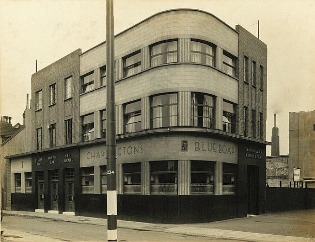 Blue Boar, 328 High Street, Stratford E15 - in 1939