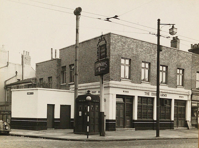 Essex Arms, 82 Leytonstone Road, Stratford E15