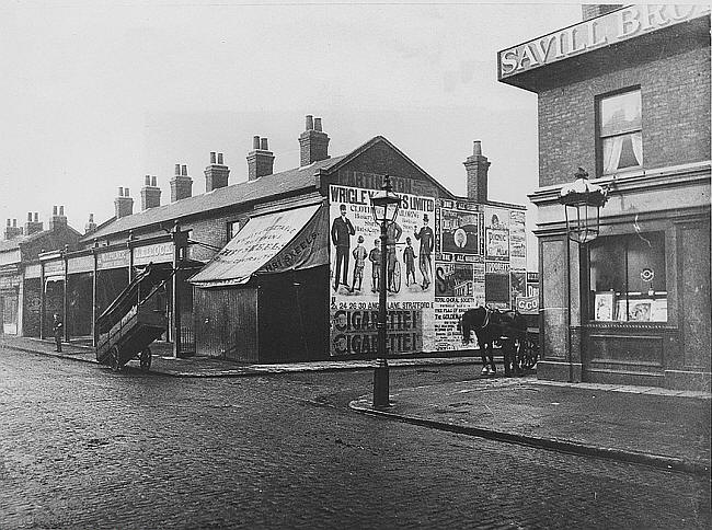 Lion, Angel Lane, Stratford - circa 1903