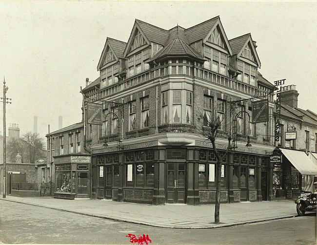 Lorne Arms, 64 Queens Road, Walthamstow E17