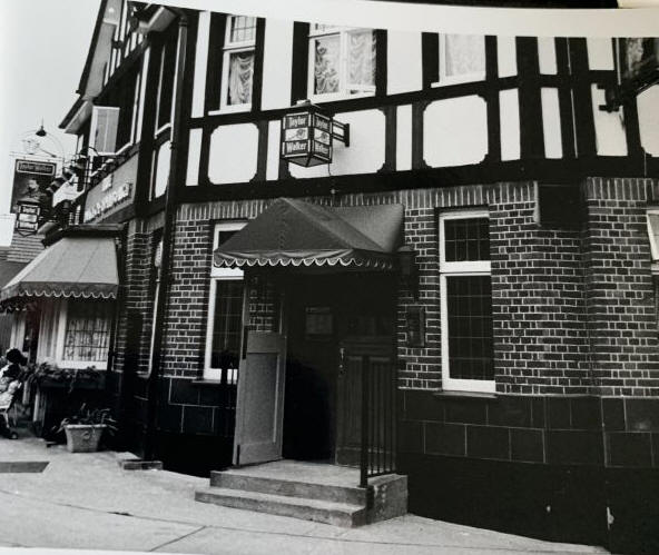Duke of Edinburgh, 79 Nightingale Lane, London, E11 - in the 1980s