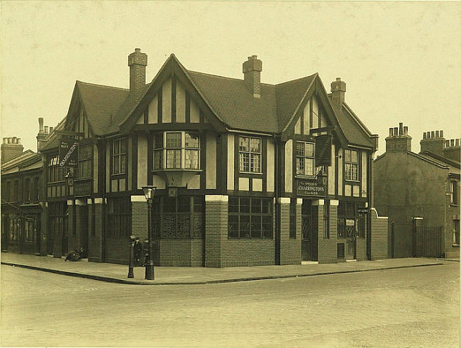 Spread Eagle, 1 Manor Road, West Ham E15 - in 1930