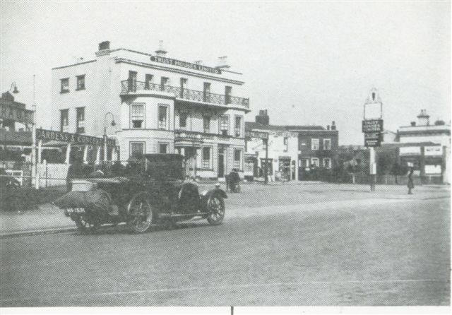 The Castle, Woodford Green