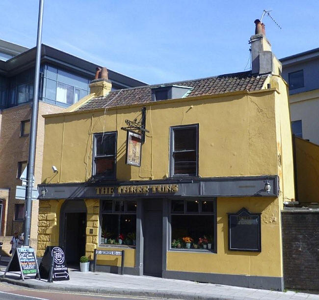 Three Tuns, 78 St George�s Road, Bristol - in June 2013