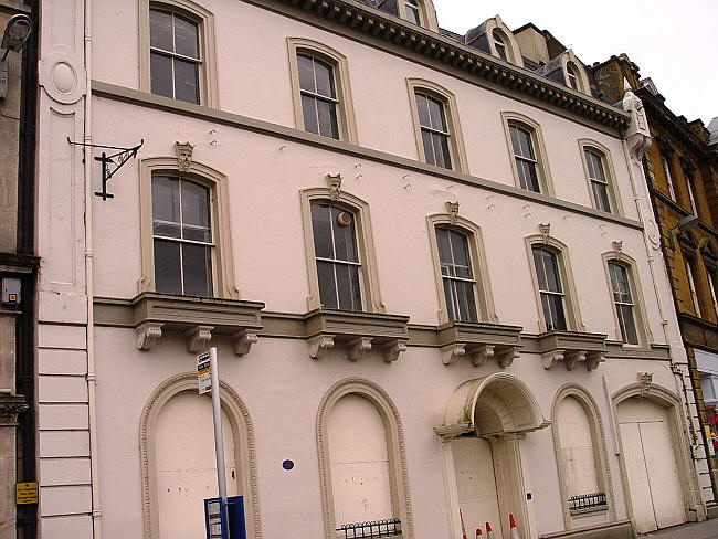 Kings Head (2), Market Place, Cirencester - in 2013