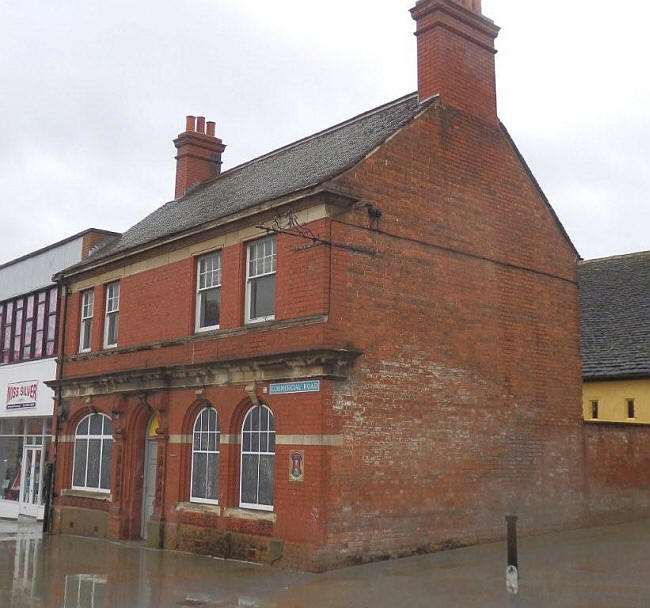 Blackfriars Inn, 10 Commercial Road, Gloucester - in November 2012 (now closed)