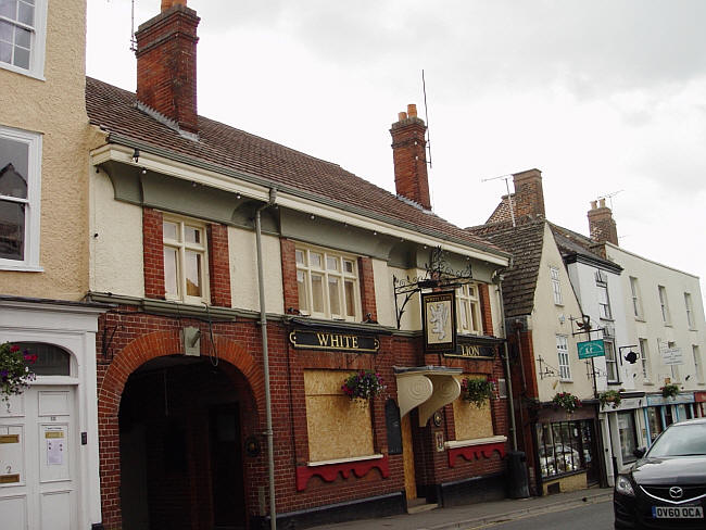 White Lion, Long Street, Wotton under Edge - in June 2013